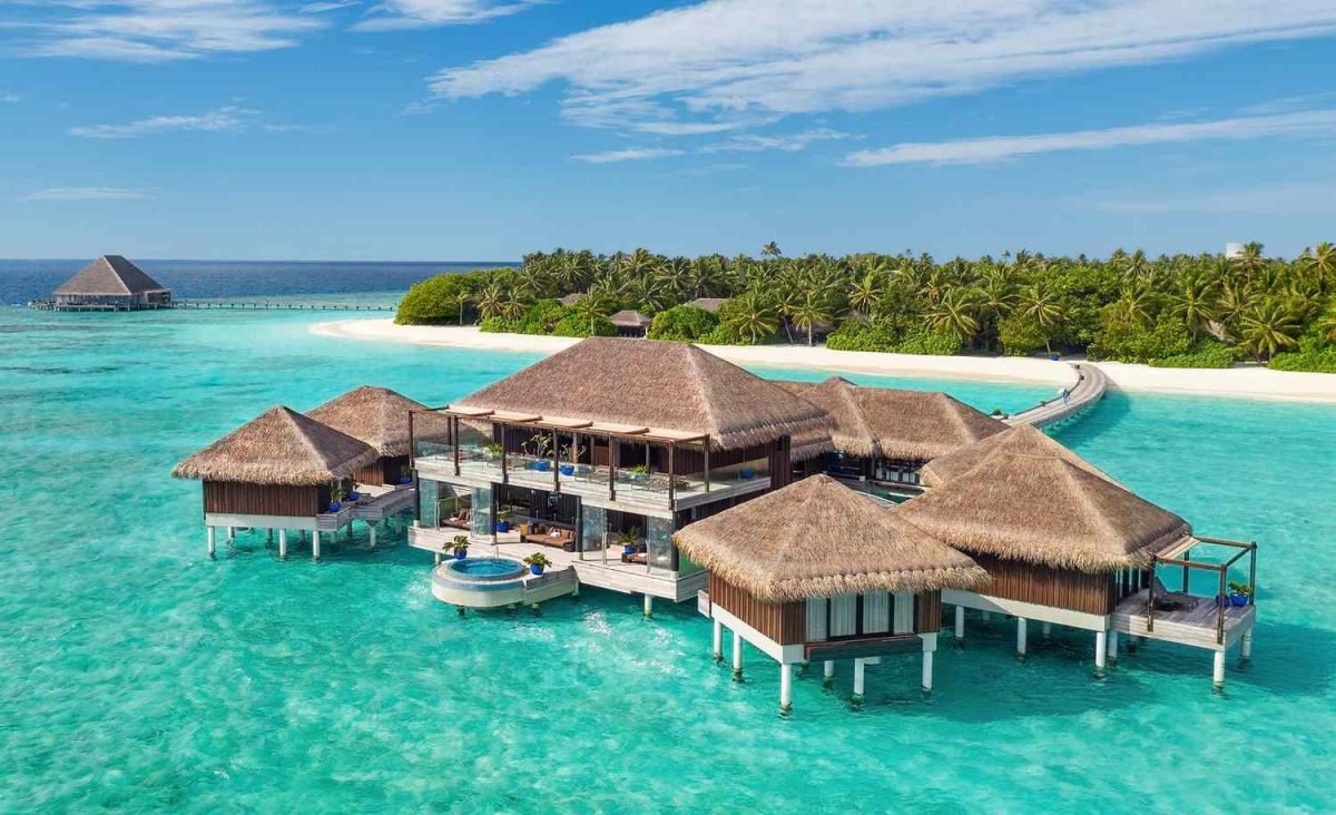 île Privée De Velaa, Water, Sky, Cloud, Building, Azure, House, Tree, Beach