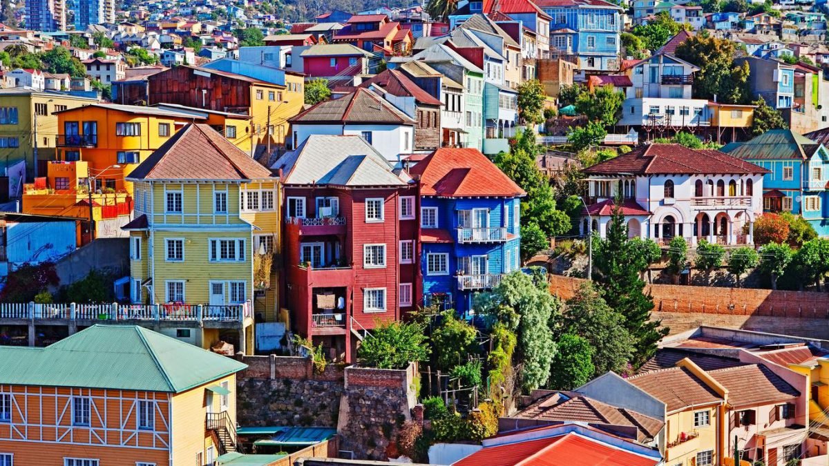 Valparaiso Cultural Park, Property, Blue, Nature, Building, World, Window, Urban design, Architecture, Neighbourhood